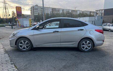 Hyundai Solaris II рестайлинг, 2012 год, 500 000 рублей, 8 фотография