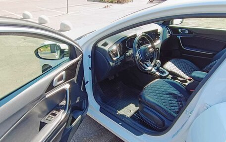 KIA cee'd III, 2021 год, 1 690 000 рублей, 6 фотография