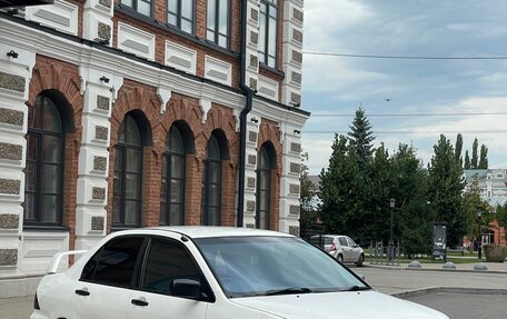 Mitsubishi Lancer IX, 2000 год, 280 000 рублей, 2 фотография