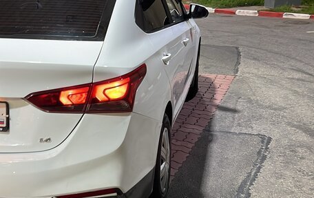 Hyundai Solaris II рестайлинг, 2020 год, 1 250 000 рублей, 17 фотография