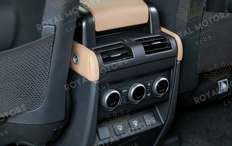 Land Rover Defender II, 2025 год, 21 500 000 рублей, 18 фотография