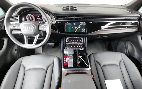 Audi Q7, 2023 год, 9 939 236 рублей, 6 фотография