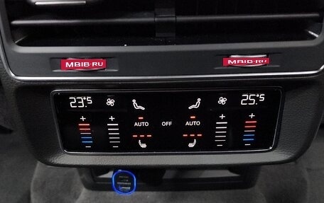 Audi Q7, 2023 год, 9 939 236 рублей, 13 фотография