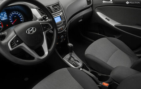 Hyundai Solaris II рестайлинг, 2013 год, 580 000 рублей, 16 фотография