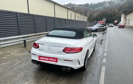 Mercedes-Benz C-Класс, 2017 год, 3 500 000 рублей, 4 фотография