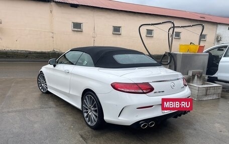 Mercedes-Benz C-Класс, 2017 год, 3 500 000 рублей, 10 фотография