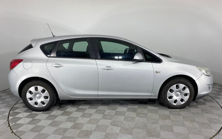 Opel Astra J, 2011 год, 633 000 рублей, 4 фотография