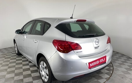 Opel Astra J, 2011 год, 633 000 рублей, 7 фотография