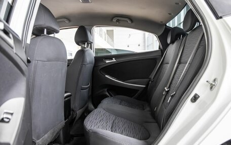 Hyundai Solaris II рестайлинг, 2015 год, 1 088 000 рублей, 30 фотография