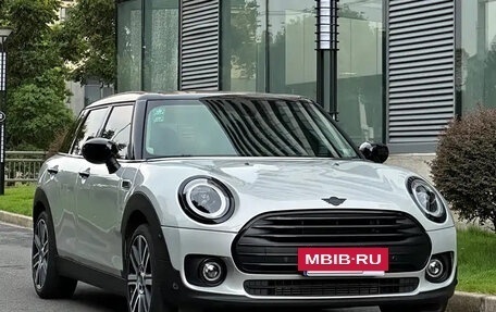 MINI Clubman, 2021 год, 2 100 000 рублей, 3 фотография