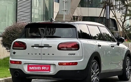 MINI Clubman, 2021 год, 2 100 000 рублей, 5 фотография