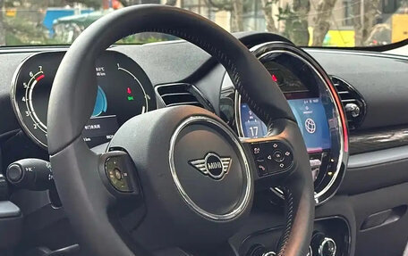 MINI Clubman, 2021 год, 2 100 000 рублей, 13 фотография