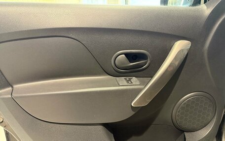 Renault Sandero II рестайлинг, 2017 год, 1 039 000 рублей, 7 фотография