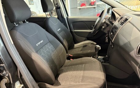 Renault Sandero II рестайлинг, 2017 год, 1 039 000 рублей, 16 фотография