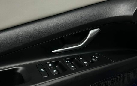 Hyundai Elantra, 2021 год, 1 999 900 рублей, 10 фотография