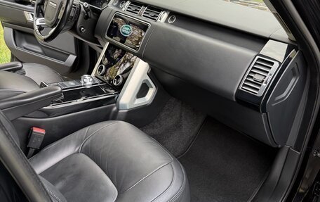 Land Rover Range Rover IV рестайлинг, 2020 год, 7 900 000 рублей, 8 фотография