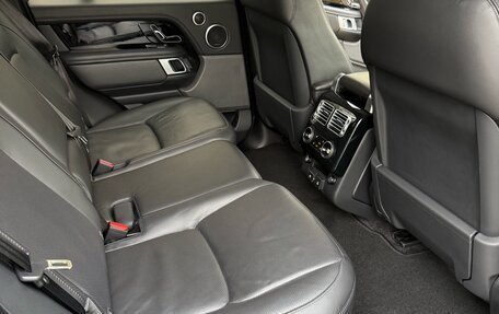 Land Rover Range Rover IV рестайлинг, 2020 год, 7 900 000 рублей, 10 фотография