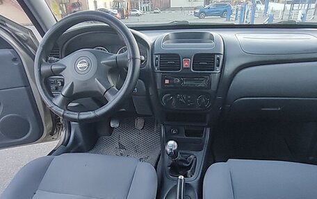 Nissan Almera, 2004 год, 350 000 рублей, 12 фотография