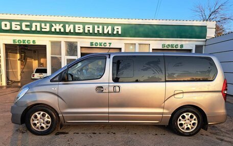 Hyundai H-1 II рестайлинг, 2014 год, 1 800 000 рублей, 3 фотография