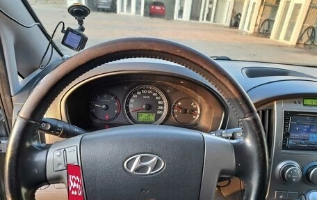 Hyundai H-1 II рестайлинг, 2014 год, 1 800 000 рублей, 10 фотография