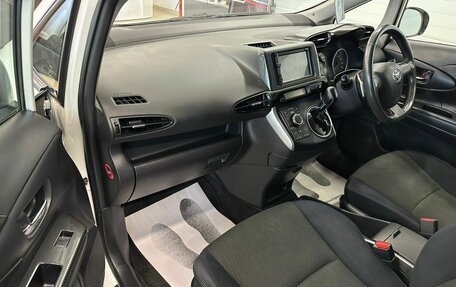 Toyota Wish II, 2010 год, 1 379 000 рублей, 12 фотография