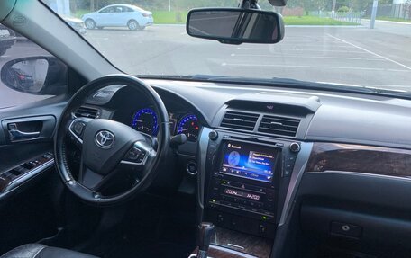 Toyota Camry, 2016 год, 2 500 000 рублей, 10 фотография