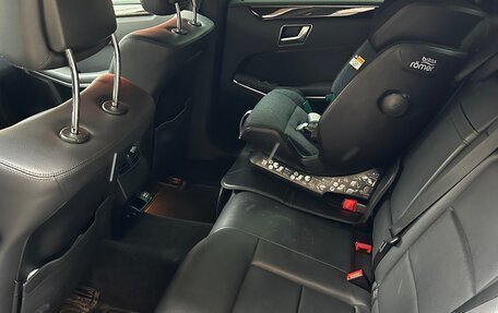 Mercedes-Benz E-Класс, 2013 год, 2 000 000 рублей, 15 фотография