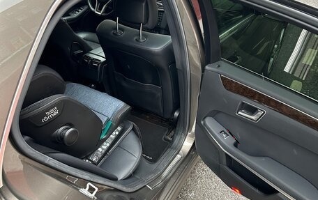 Mercedes-Benz E-Класс, 2013 год, 2 000 000 рублей, 16 фотография