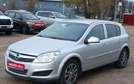 Opel Astra H, 2013 год, 715 000 рублей, 1 фотография