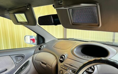 Toyota Platz, 2001 год, 380 000 рублей, 15 фотография