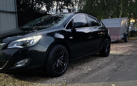 Opel Astra J, 2012 год, 700 000 рублей, 7 фотография