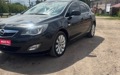 Opel Astra J, 2012 год, 700 000 рублей, 3 фотография