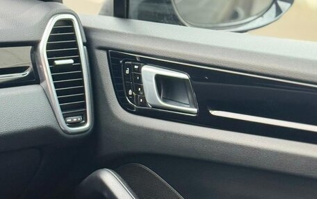 Porsche Cayenne III, 2019 год, 6 490 000 рублей, 16 фотография