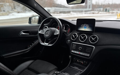 Mercedes-Benz GLA, 2019 год, 2 690 000 рублей, 10 фотография