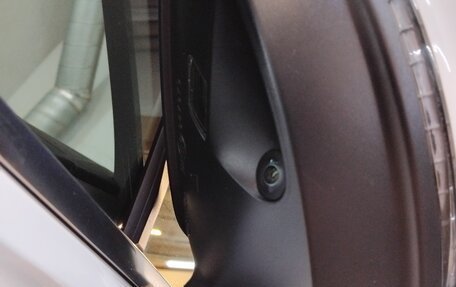 Volkswagen Tiguan II, 2018 год, 2 200 000 рублей, 13 фотография