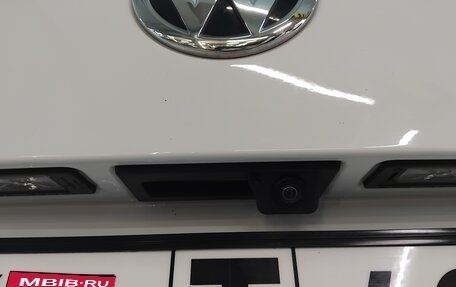 Volkswagen Tiguan II, 2018 год, 2 200 000 рублей, 15 фотография