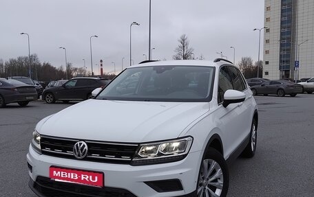 Volkswagen Tiguan II, 2018 год, 2 200 000 рублей, 11 фотография