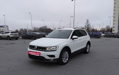 Volkswagen Tiguan II, 2018 год, 2 200 000 рублей, 9 фотография
