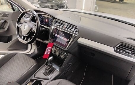 Volkswagen Tiguan II, 2018 год, 2 200 000 рублей, 29 фотография