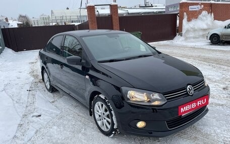 Volkswagen Polo VI (EU Market), 2015 год, 920 000 рублей, 2 фотография