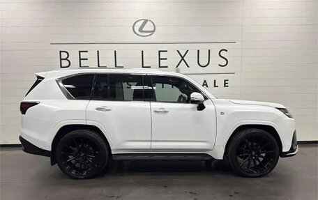 Lexus LX, 2025 год, 18 939 048 рублей, 3 фотография