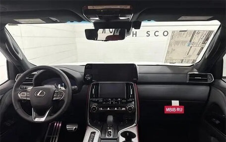 Lexus LX, 2025 год, 18 939 048 рублей, 9 фотография