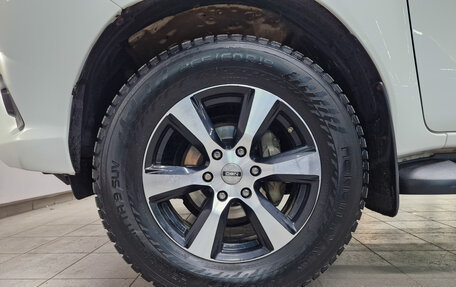 Toyota Hilux VIII, 2017 год, 3 550 000 рублей, 11 фотография