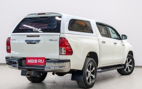 Toyota Hilux VIII, 2017 год, 3 550 000 рублей, 5 фотография