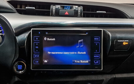 Toyota Hilux VIII, 2017 год, 3 550 000 рублей, 16 фотография