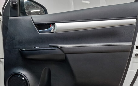 Toyota Hilux VIII, 2017 год, 3 550 000 рублей, 23 фотография