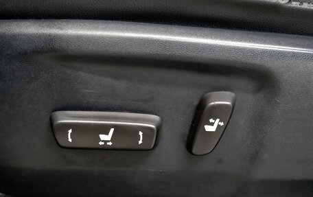 Toyota Hilux VIII, 2017 год, 3 550 000 рублей, 26 фотография