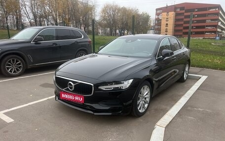 Volvo S90 II рестайлинг, 2019 год, 2 900 000 рублей, 1 фотография