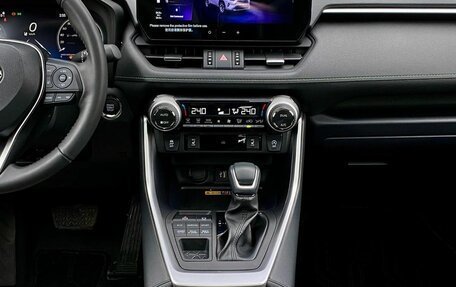 Toyota RAV4, 2025 год, 4 310 000 рублей, 13 фотография