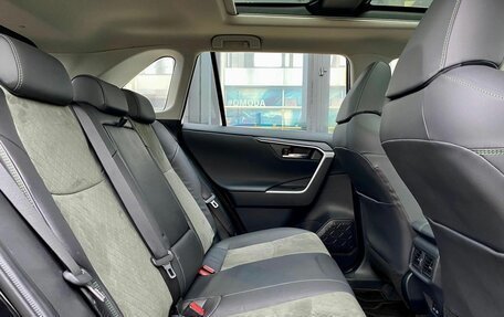 Toyota RAV4, 2025 год, 4 310 000 рублей, 23 фотография